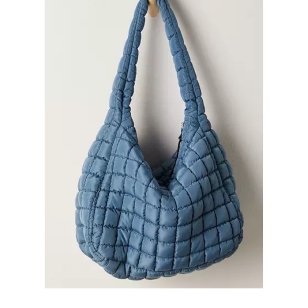Free People NWT Movement Quilted Carryall - Picture 5 of 5